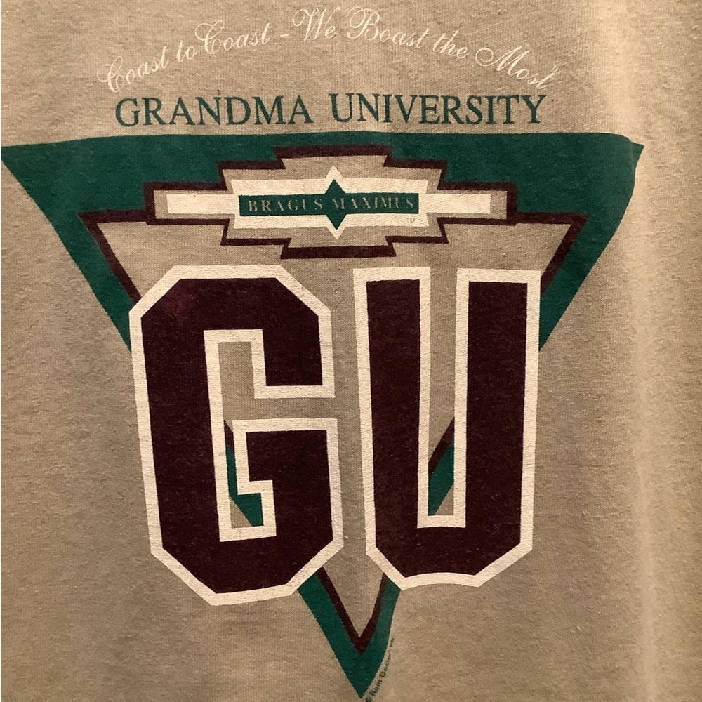 Grandma University Tee with white collar Coast to Coast - We Boast the Most, NWT